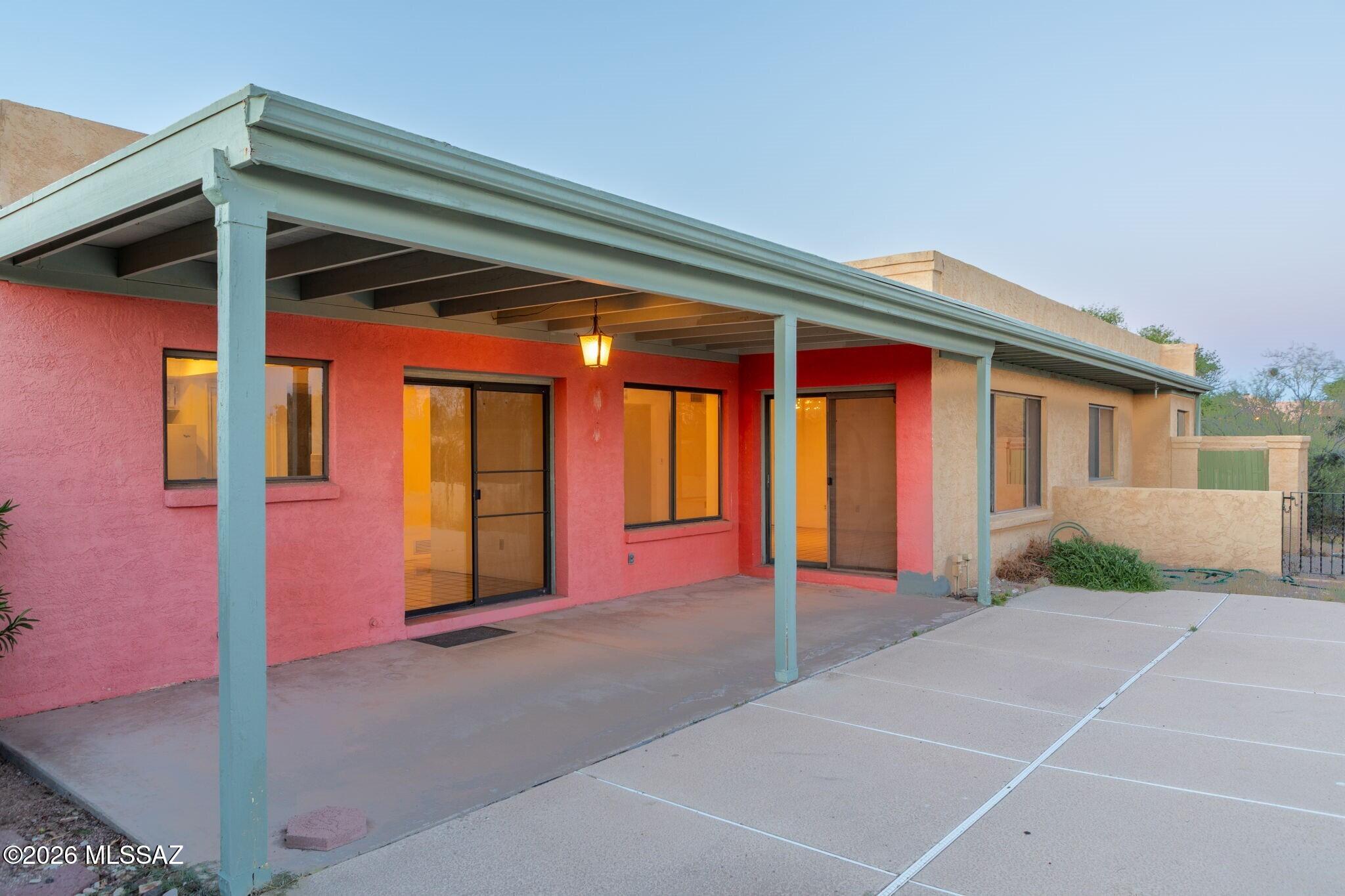 6090 East River Road Tucson, AZ 85750 - Photo 13 of 49