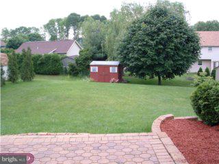 209 Michael Drive Sinking Spring, PA 19608 - Photo 2 of 6 Gallery Image 2