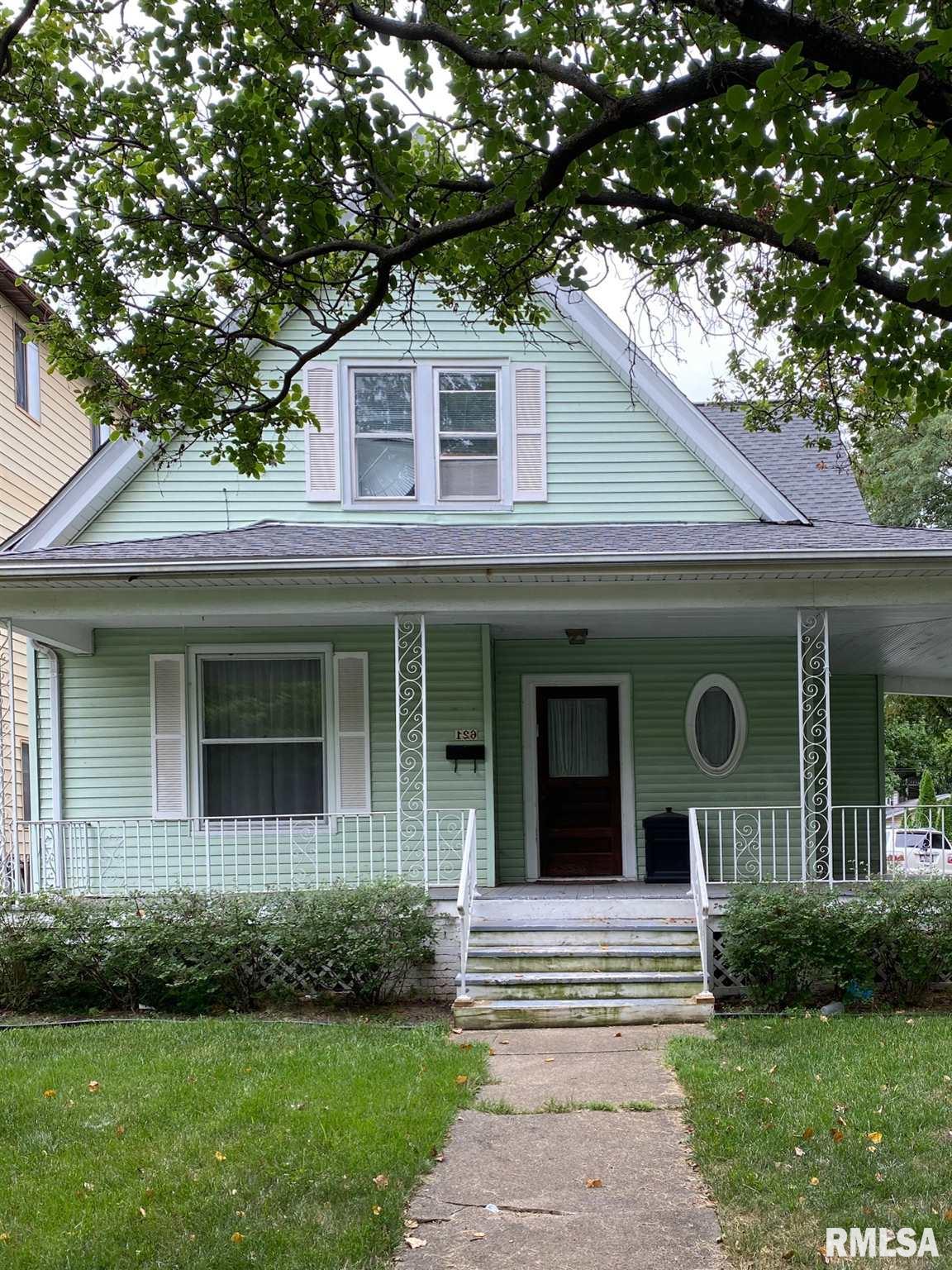 621 South Walnut Street Springfield, IL 62704 - Photo 1 of 19 Gallery Image 1