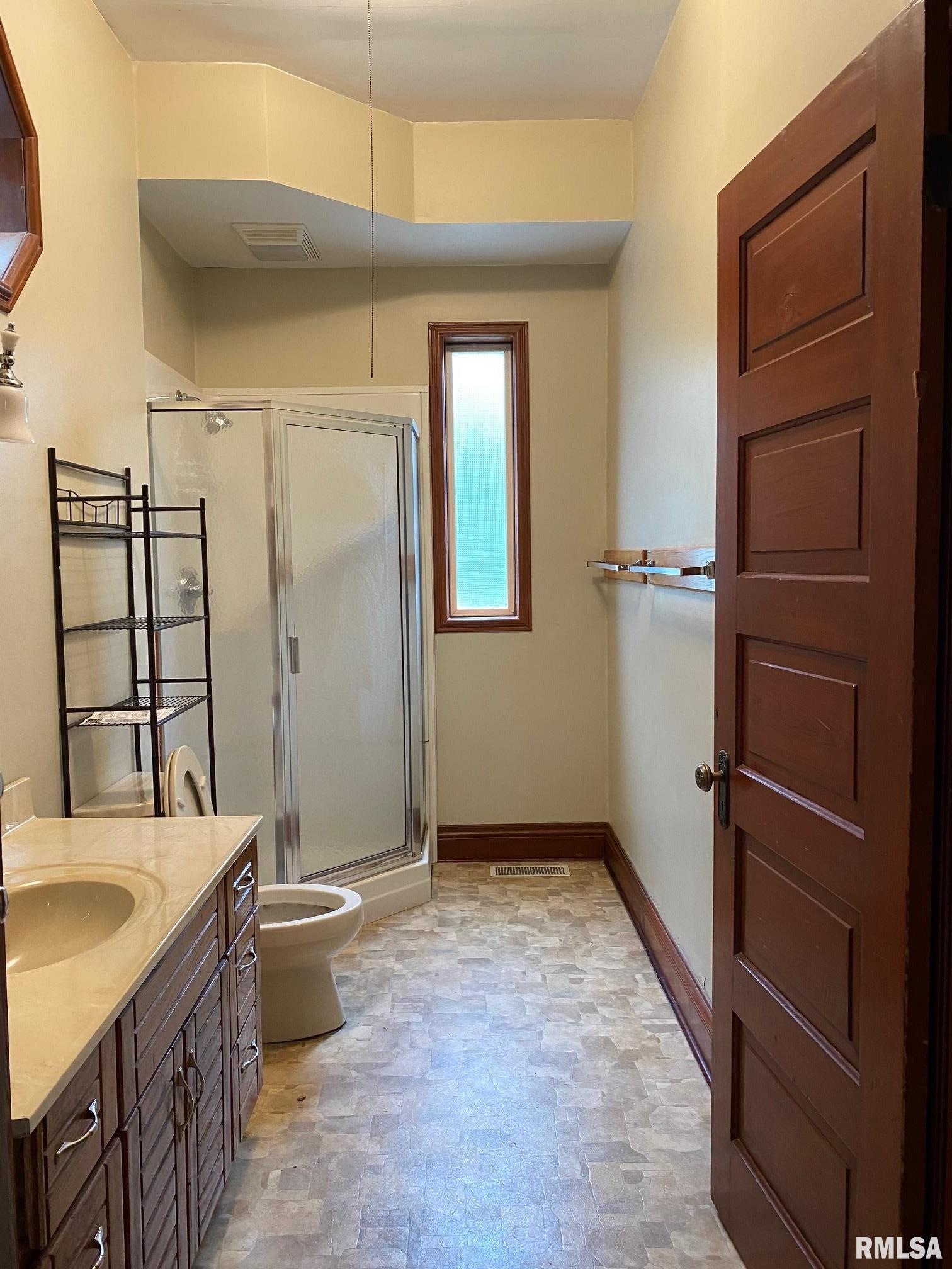 621 South Walnut Street Springfield, IL 62704 - Photo 13 of 19 Gallery Image 13