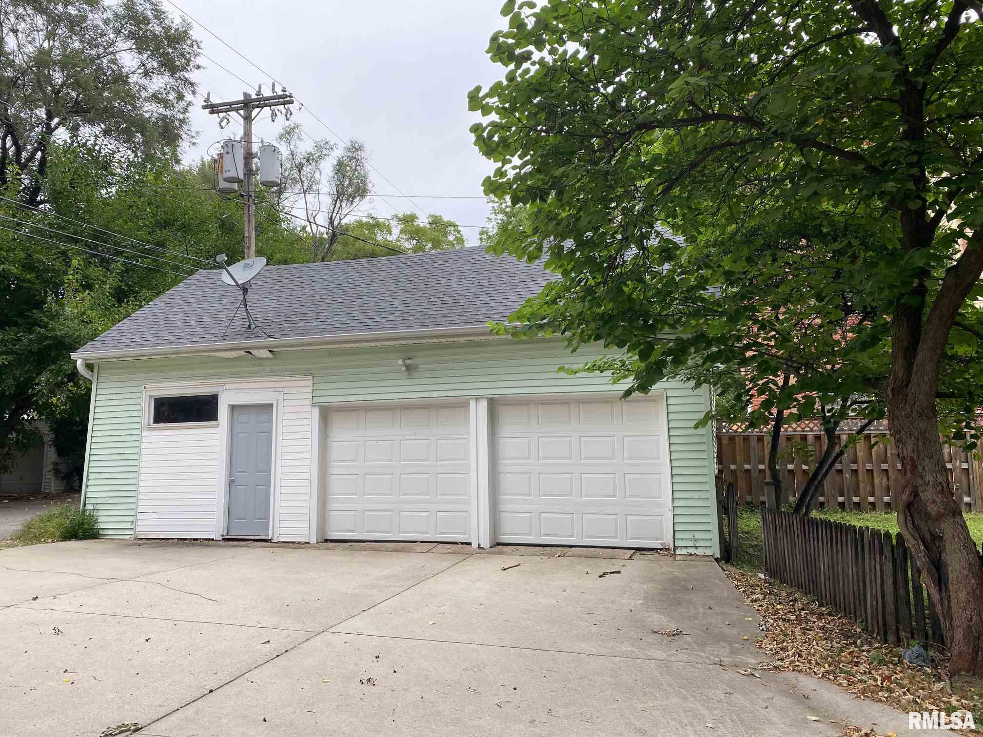 621 South Walnut Street Springfield, IL 62704 - Photo 18 of 19 Gallery Image 18
