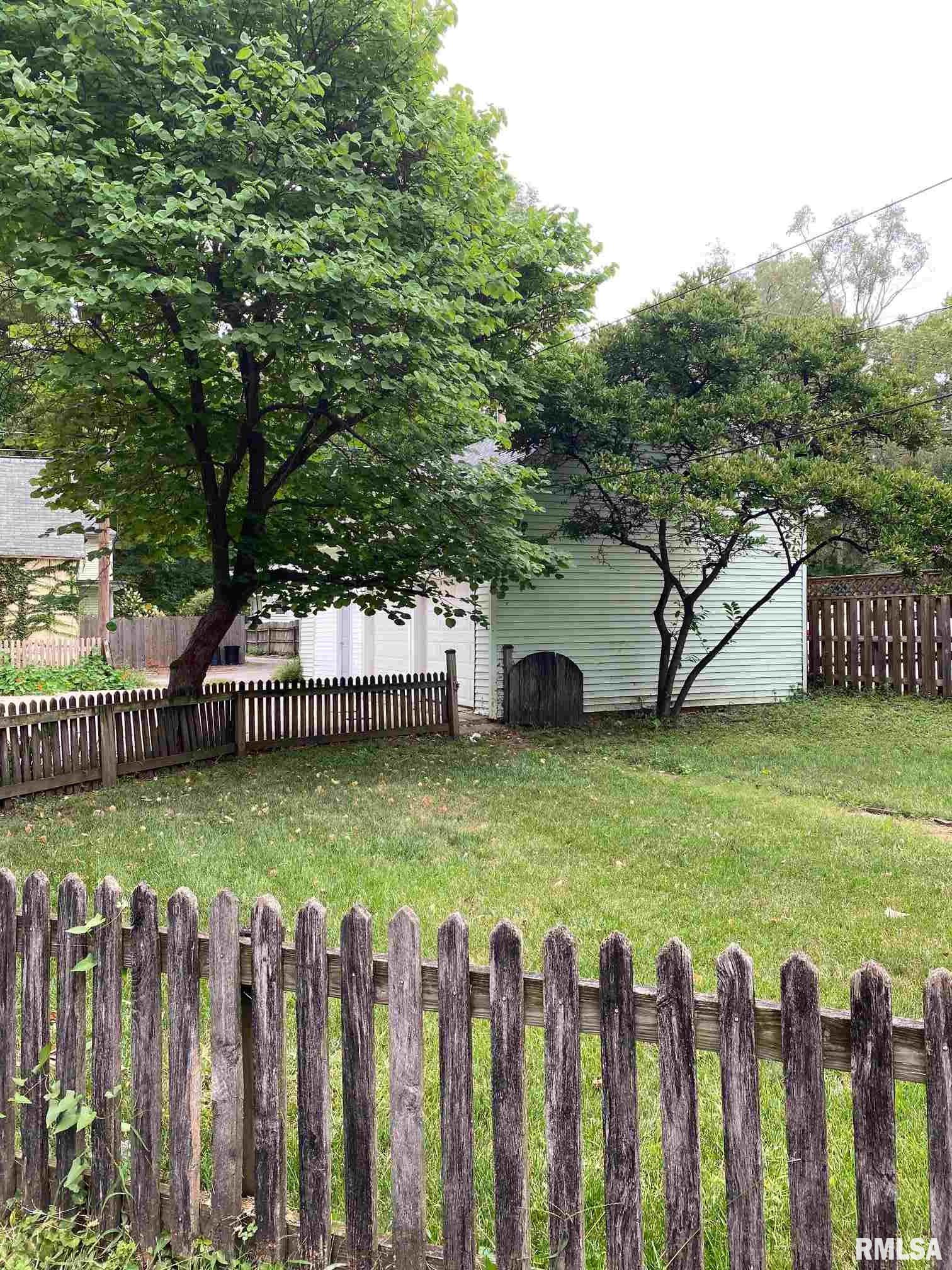 621 South Walnut Street Springfield, IL 62704 - Photo 19 of 19 Gallery Image 19