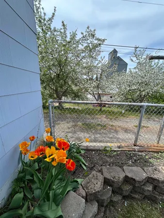 $375,000 | 327 South Crosby Street, Tekoa, WA 99033