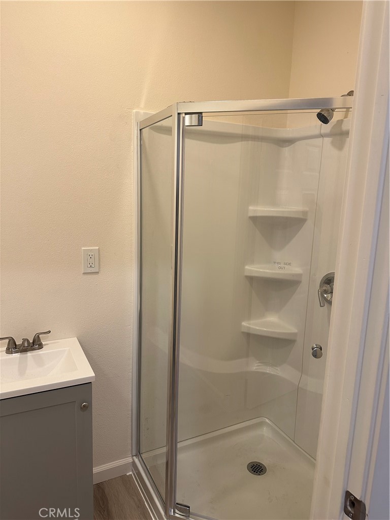 4521 Highland Avenue Perris, CA 92571 - Photo 53 of 54 a bathroom with a shower