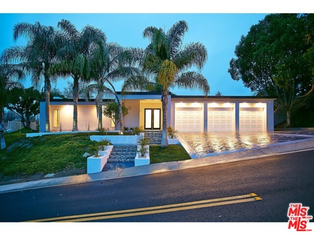 80 Flintlock Lane Bell Canyon, CA 91307 - Photo 2 of 24