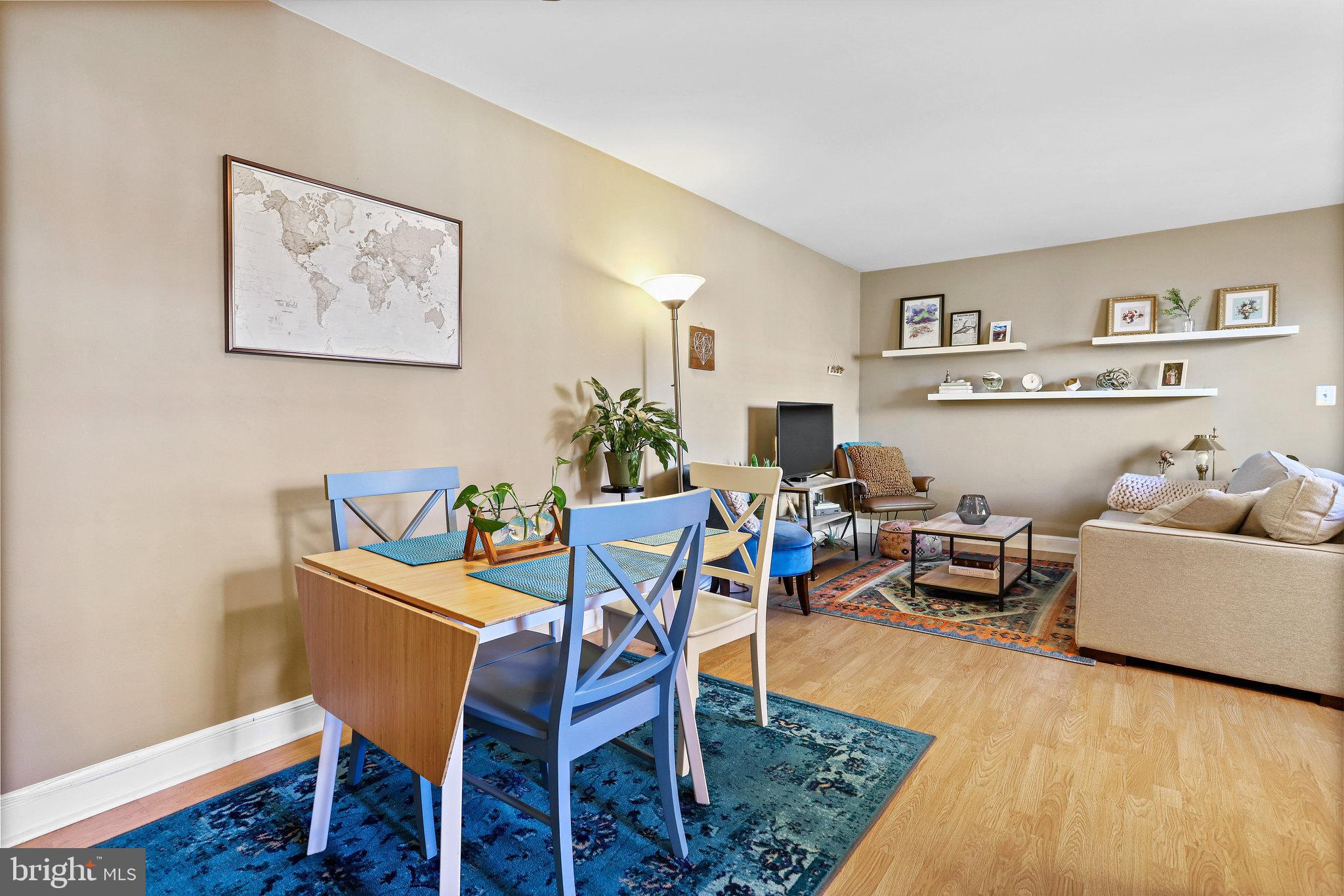 22 South Old Glebe Road, Unit 201D Arlington, VA 22204 - Photo 10 of 39 Dining Room