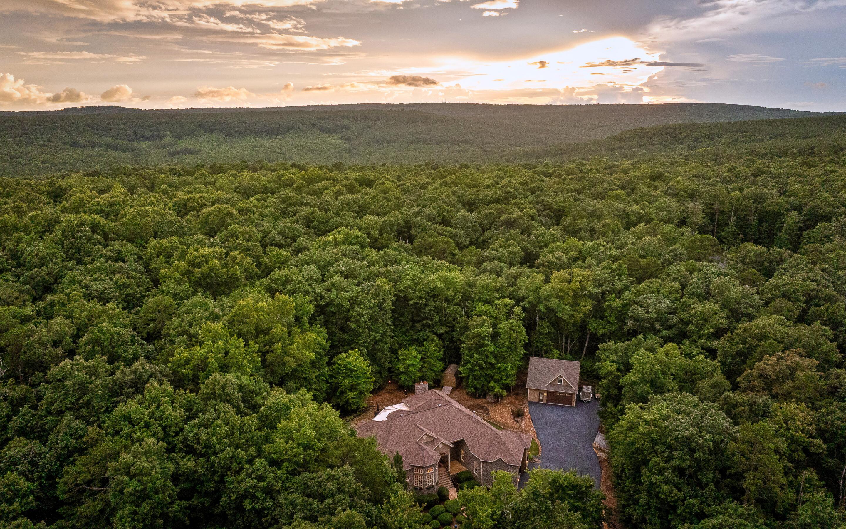 240 Horseshoe Road Signal Mountain, TN 37377 - Photo 51 of 56 240 Horseshoe Bend Road E