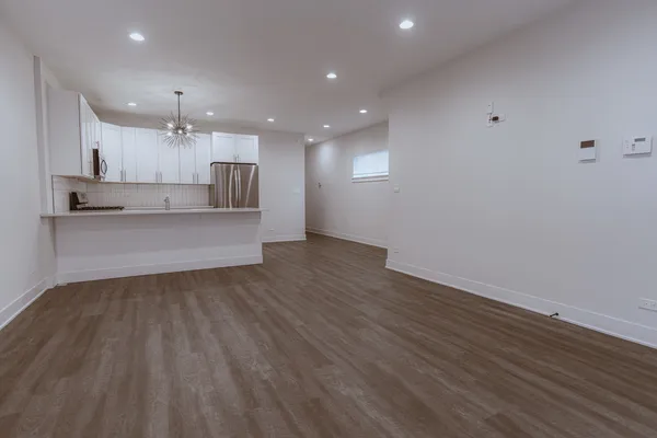 $2,900 | 4608 South Indiana Avenue, Unit 1, Chicago, IL 60653