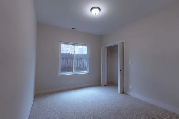 $2,900 | 4608 South Indiana Avenue, Unit 1, Chicago, IL 60653