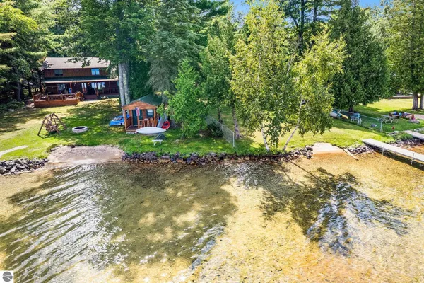 $289,000 | 4472 West Higgins Lake Drive, Roscommon, MI 48653