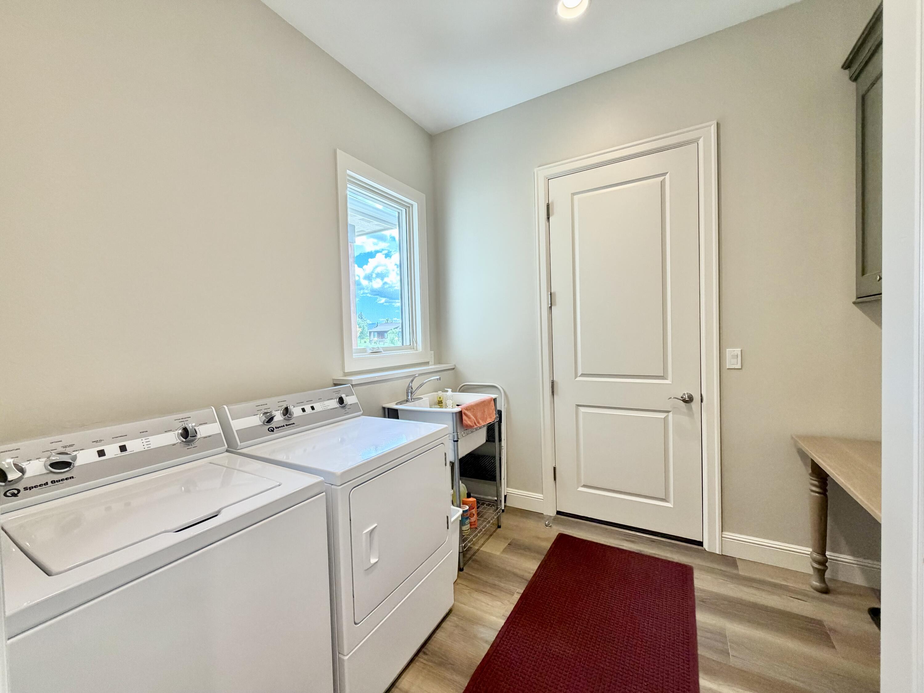 15420 6270 Road Montrose, CO 81403 - Photo 28 of 58 Laundry Room
