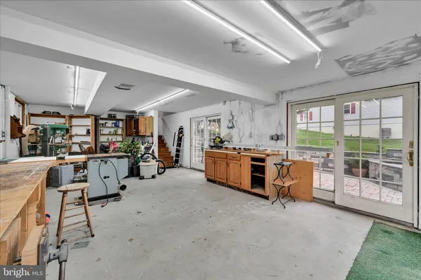 a view of a storage & utility room