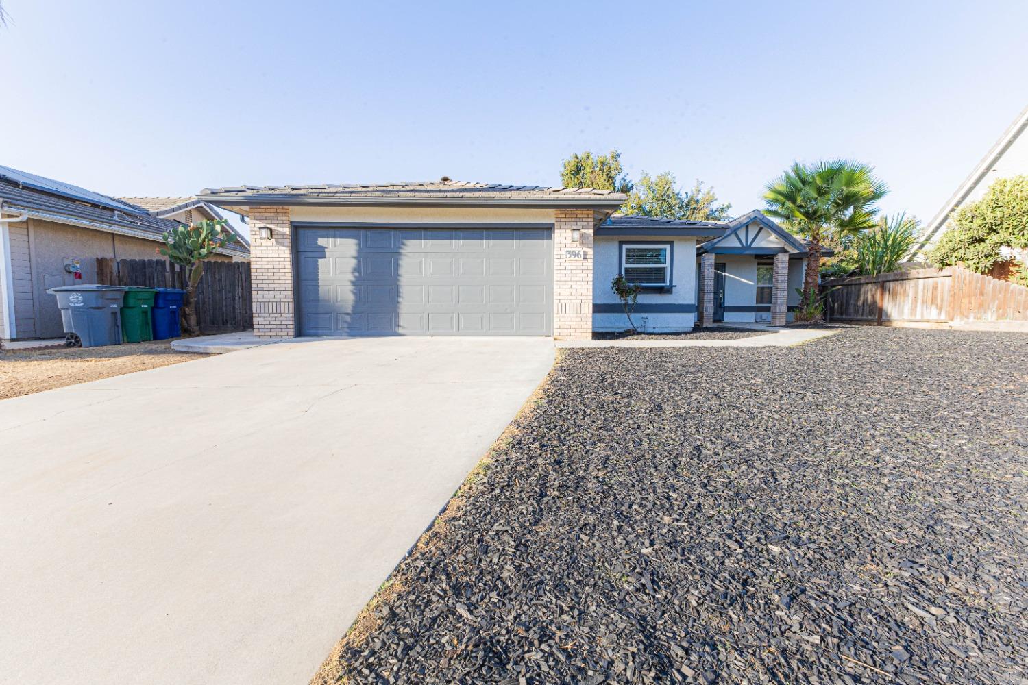396 West Sycamore Avenue Reedley, CA 93654 - Photo 1 of 19 Gallery Image 1