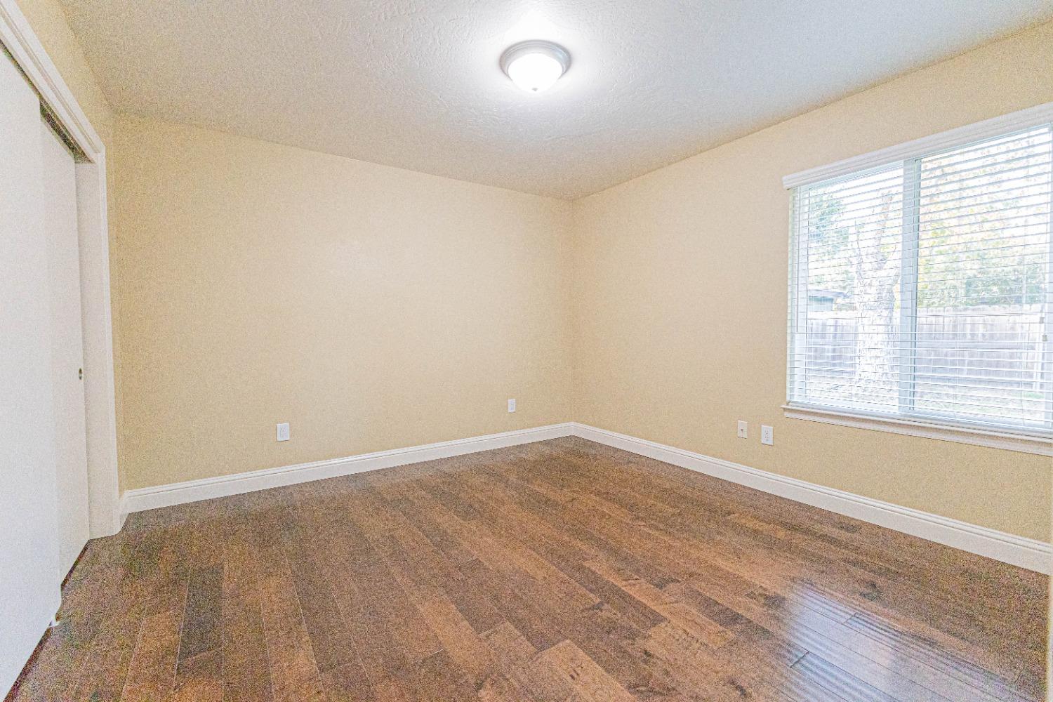 396 West Sycamore Avenue Reedley, CA 93654 - Photo 13 of 19 Gallery Image 13