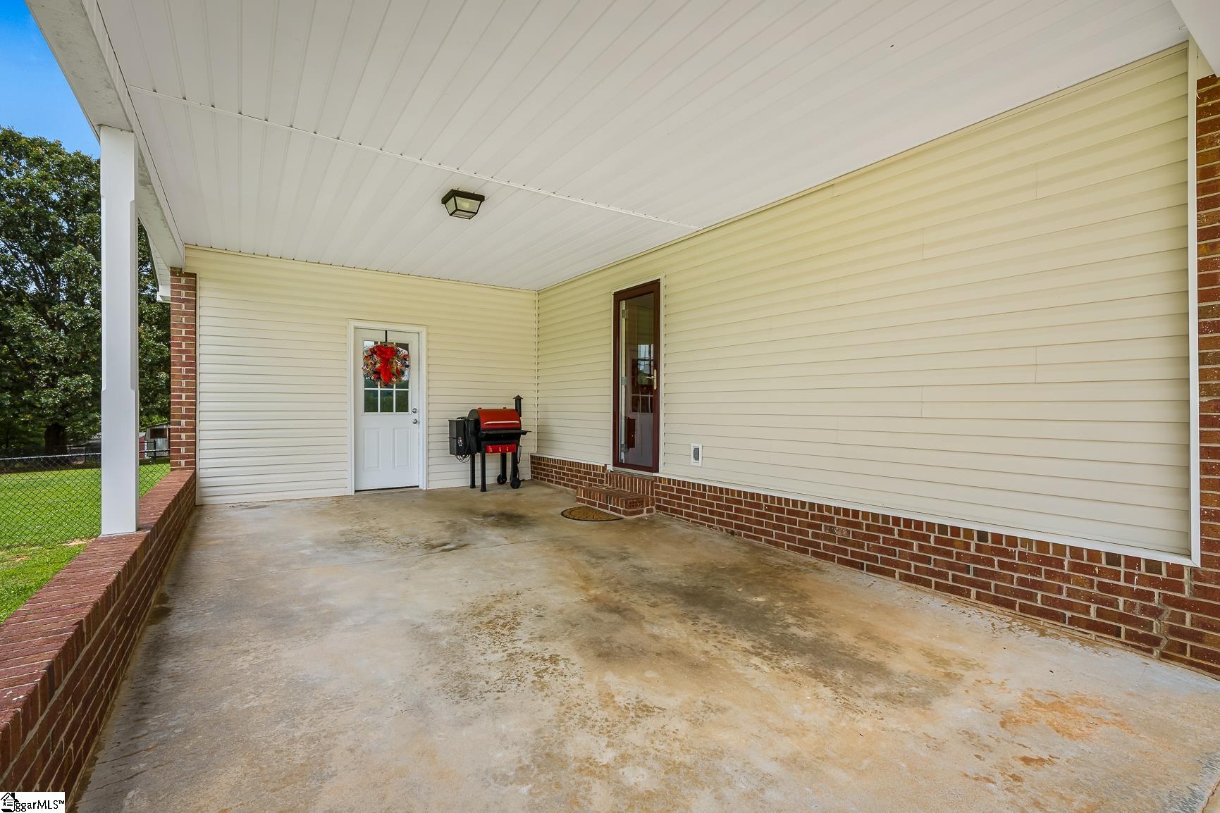 304 Hogg Road Williamston, SC 29697 - Photo 33 of 34