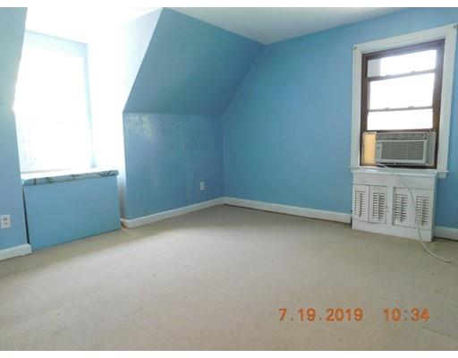 669 Allen Street Springfield, MA 01118 - Photo 29 of 35