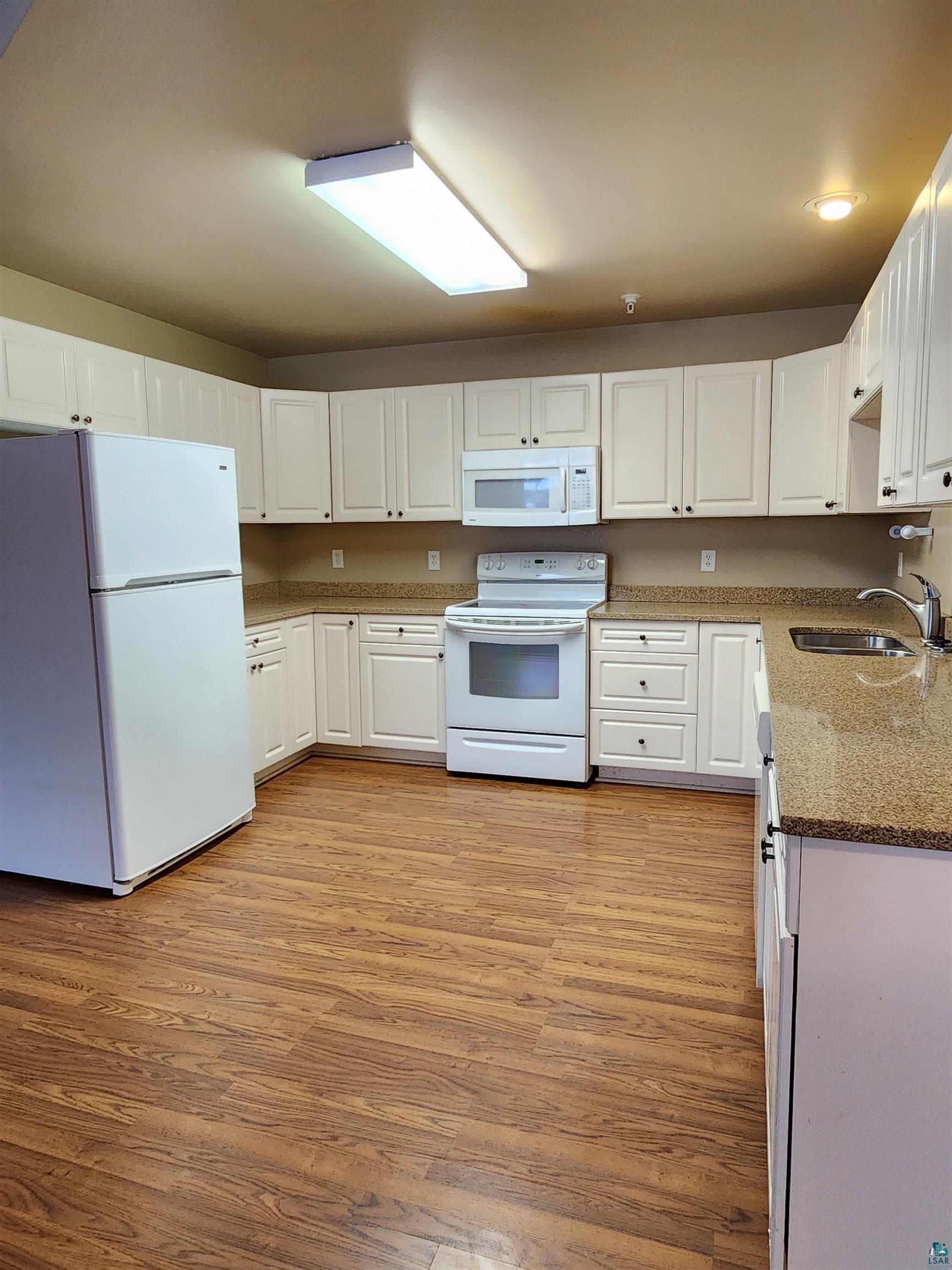 35 2nd Street, Unit 14 Proctor, MN 55810 - Photo 11 of 27 Gallery Image 11