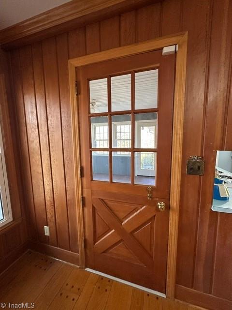 154 East Manor Ridge Road Elkin, NC 28621 - Photo 12 of 34 Dutch door to sunroom