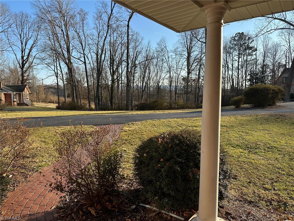 154 East Manor Ridge Road Elkin, NC 28621 - Photo 5 of 34 Gallery Image 5