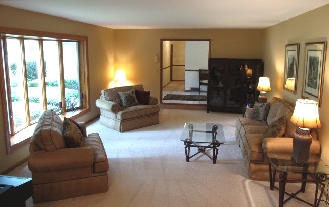 30W451 Lysle Road Wayne, IL 60184 - Photo 10 of 35