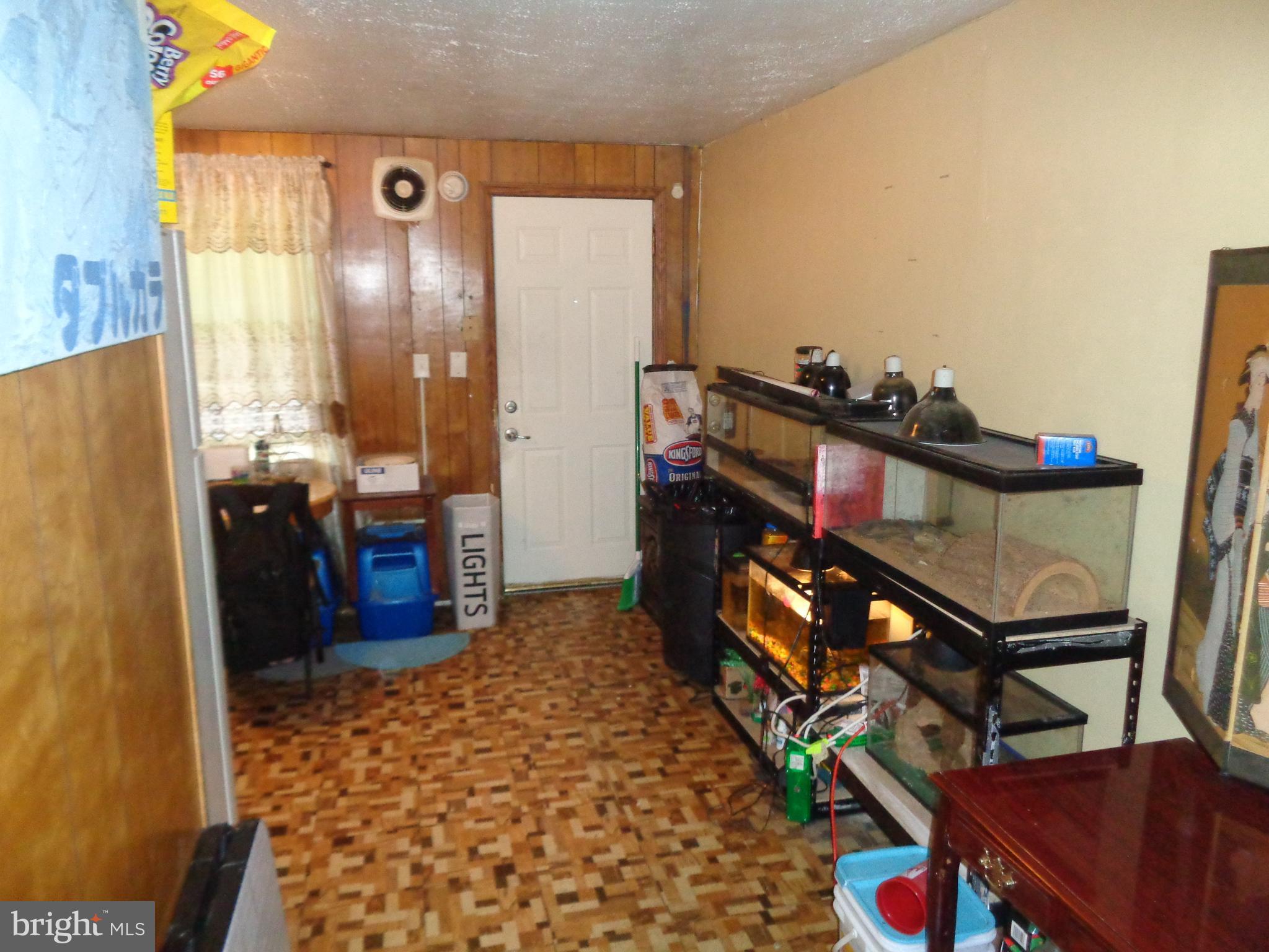2611 Rittenhouse Avenue Baltimore, MD 21230 - Photo 4 of 8 Dining Room