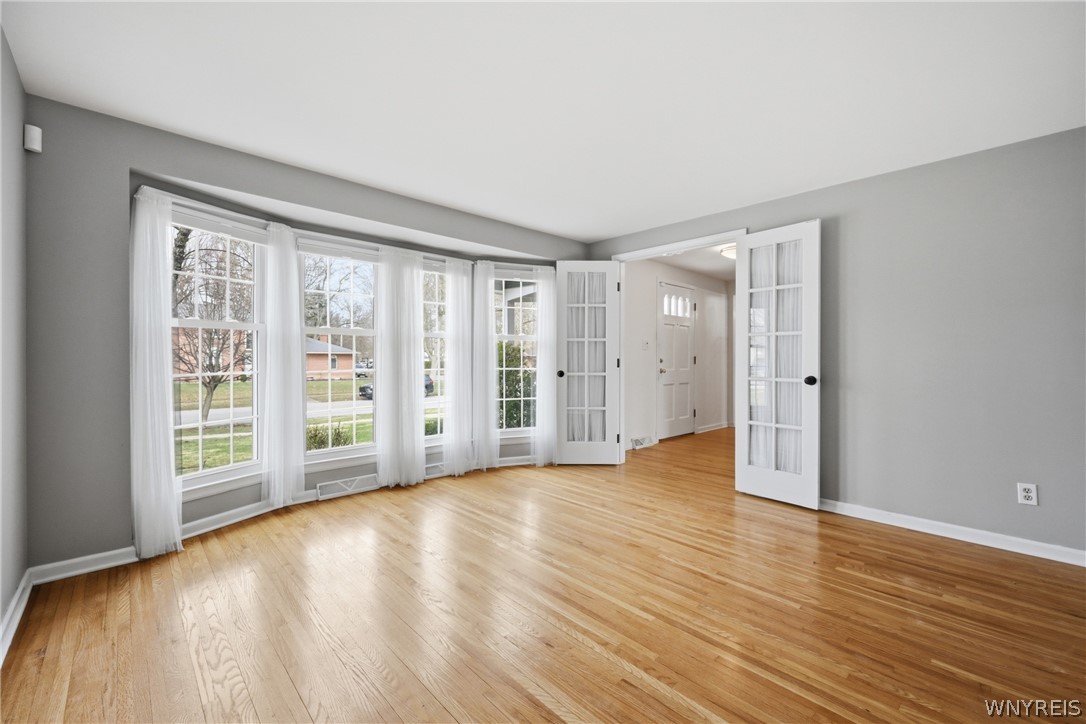 95 Autumnview Road Amherst, NY 14221 - Photo 18 of 49