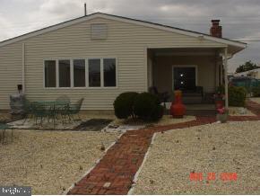 30 West Raritan Drive Tuckerton, NJ 08087 - Photo 2 of 11 Gallery Image 2