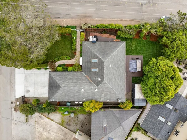 $1,199,000 | 499 Sonora Avenue, El Granada, CA 94019