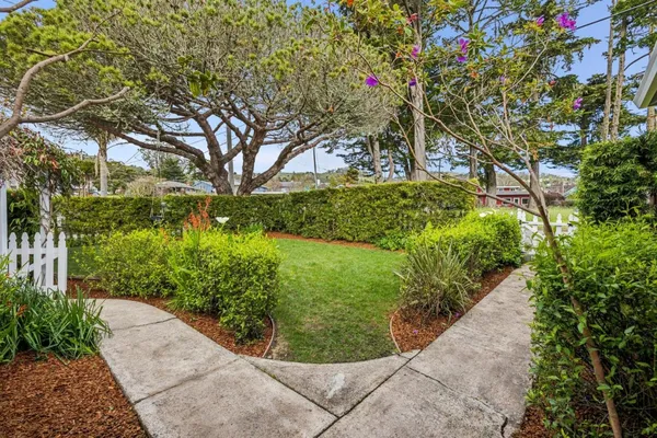 $1,199,000 | 499 Sonora Avenue, El Granada, CA 94019
