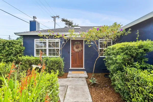 $1,199,000 | 499 Sonora Avenue, El Granada, CA 94019