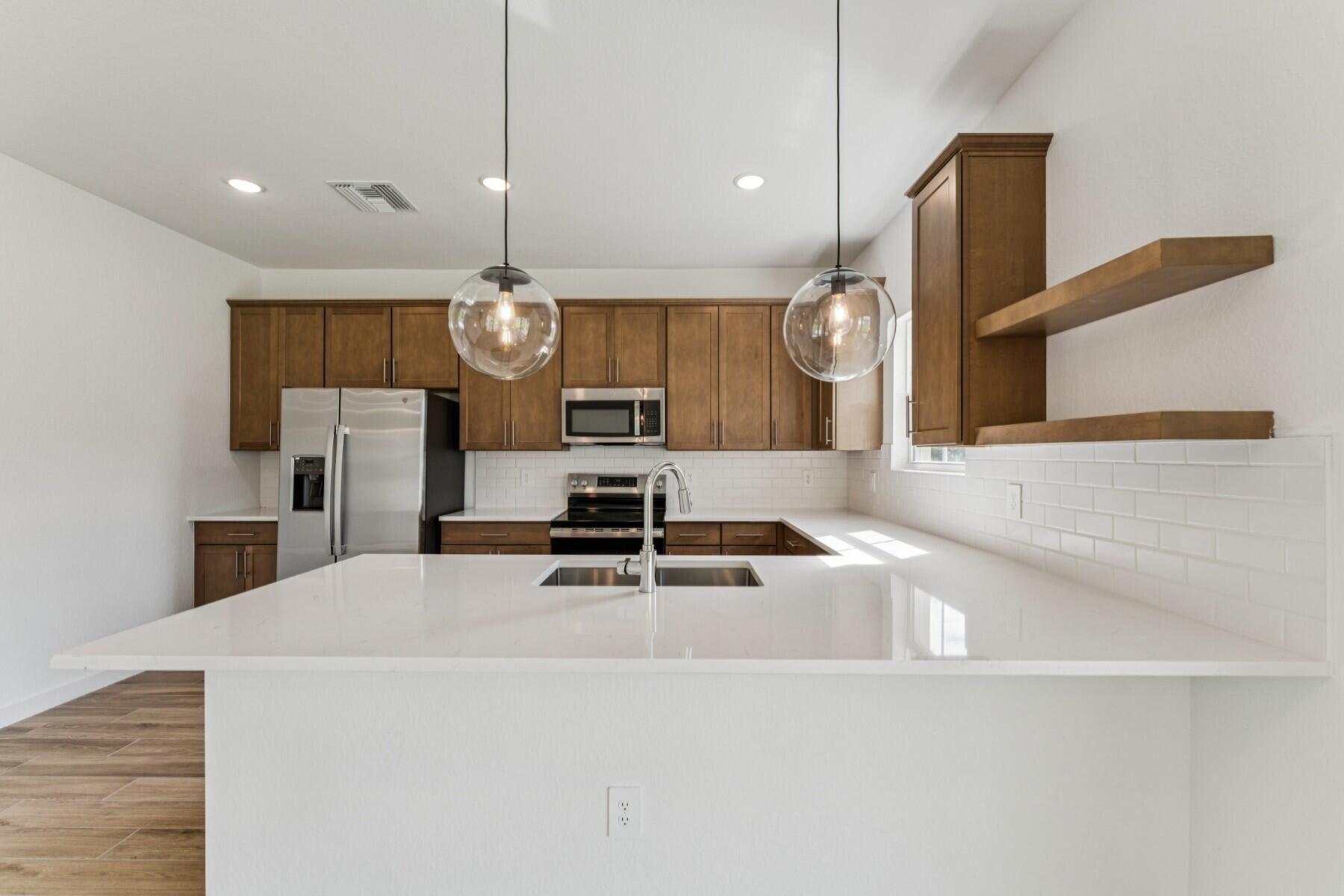 339 Seascape Drive, Unit 23 Fort Pierce, FL 34945 - Photo 11 of 37 Kitchen