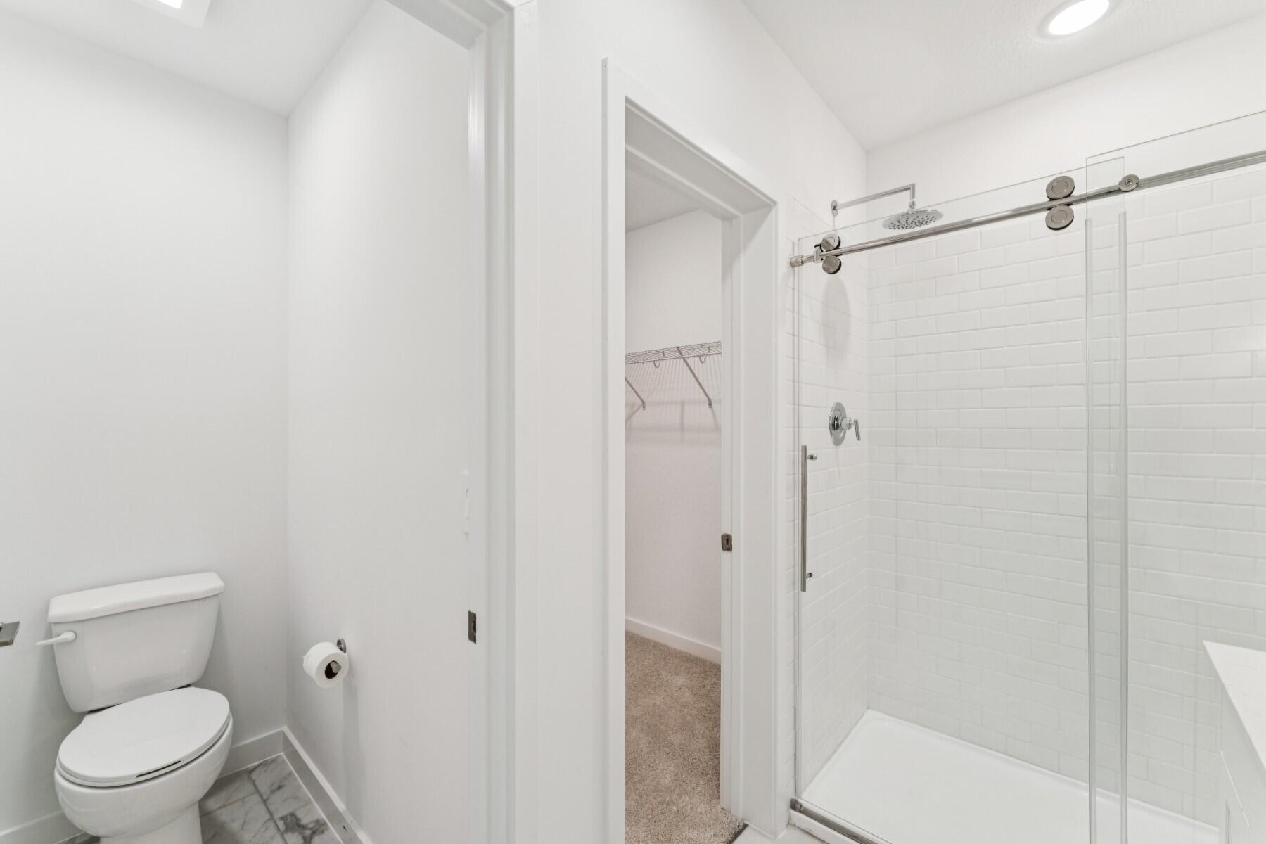 339 Seascape Drive, Unit 23 Fort Pierce, FL 34945 - Photo 23 of 37 Primary Bath