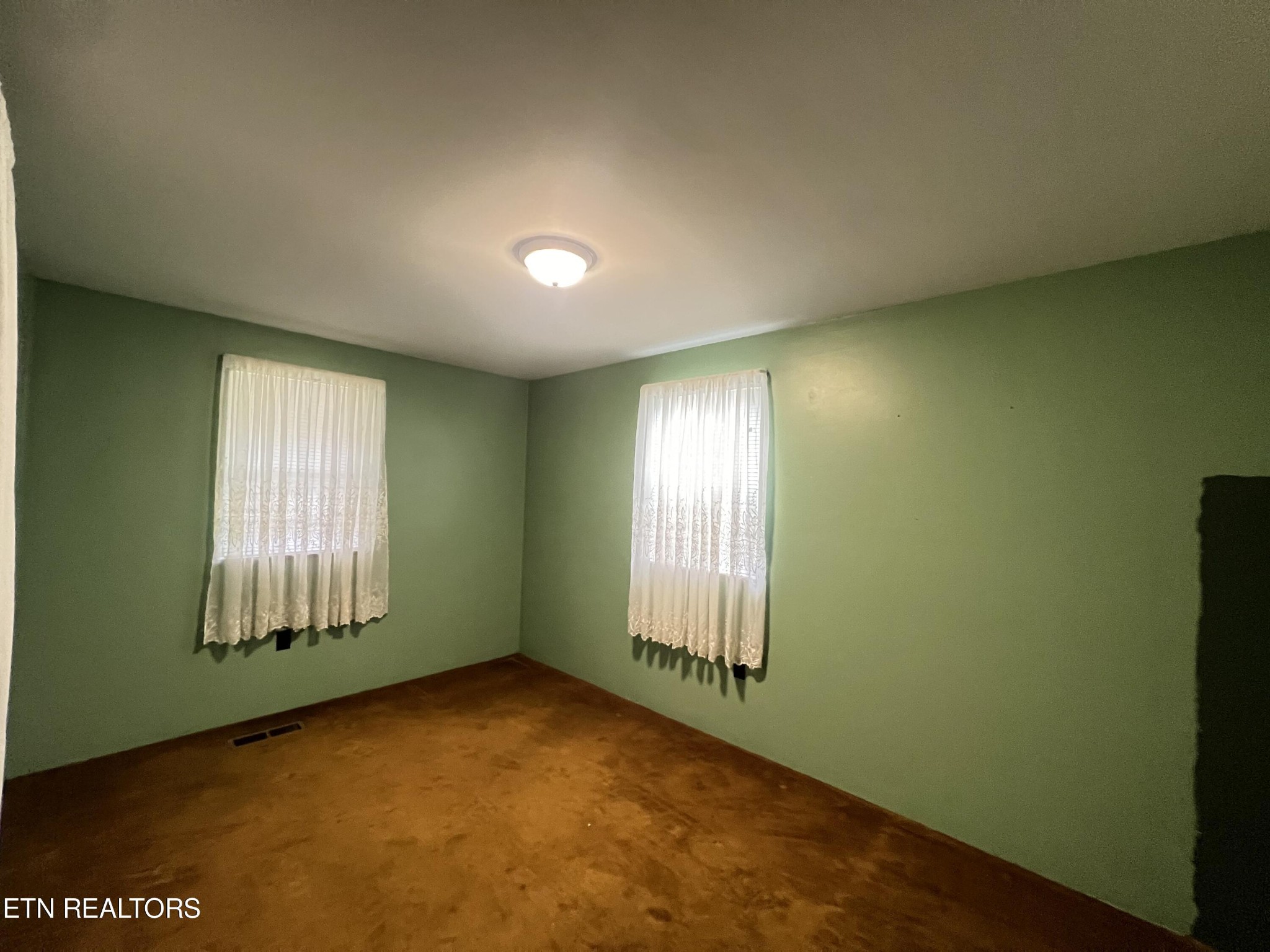 723 Charles Young Road Walland, TN 37886 - Photo 14 of 17 Gallery Image 14