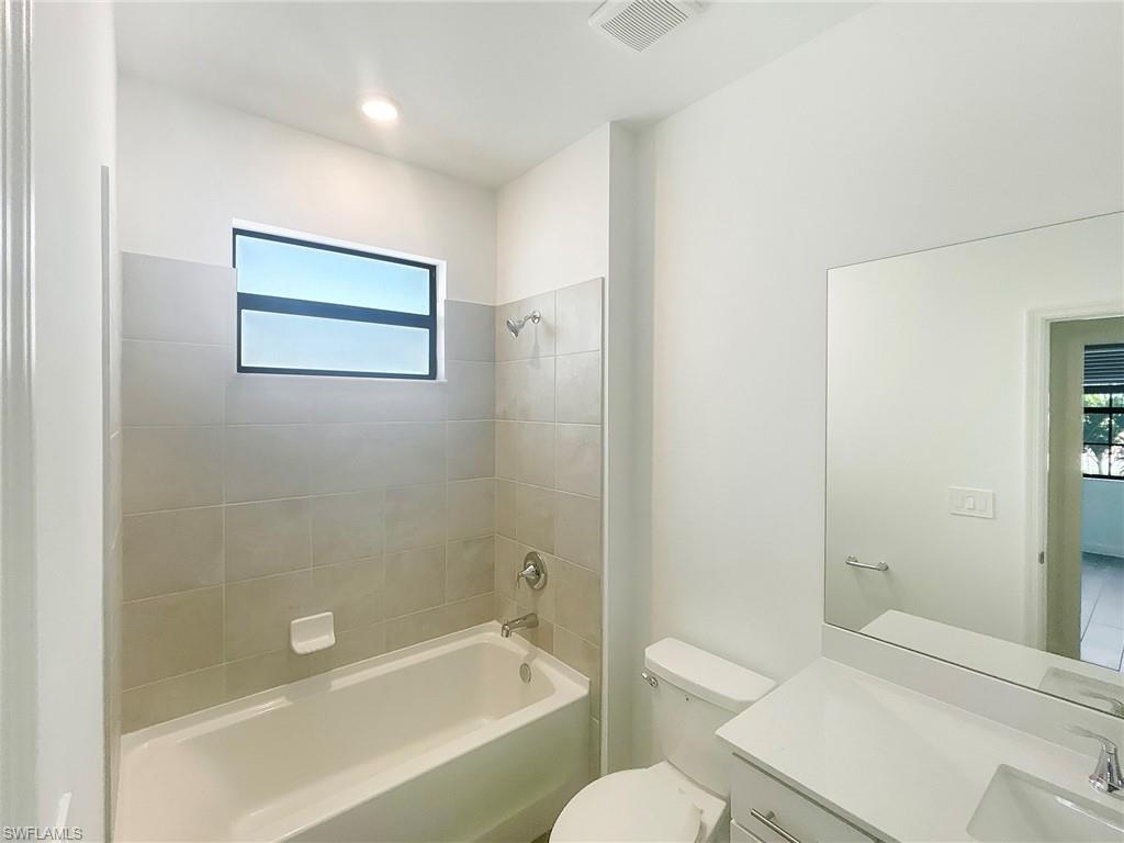 18347 Ridgeline Drive Estero, FL 33928 - Photo 9 of 35