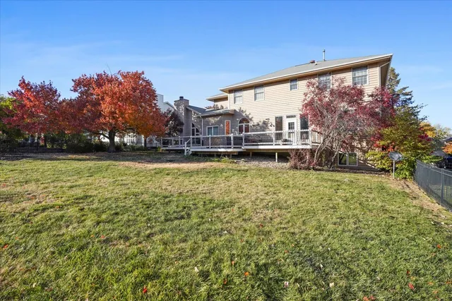 $475,000 | 8 Stetson Drive, Bloomington, IL 61701