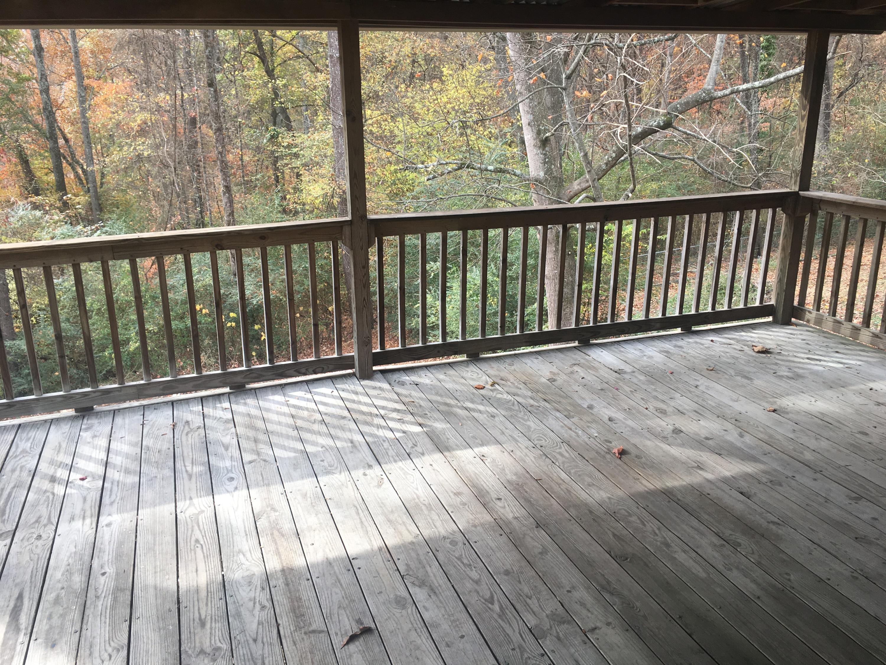 1044 Hill Crest Road Hixson, TN 37343 - Photo 13 of 19 Back Deck