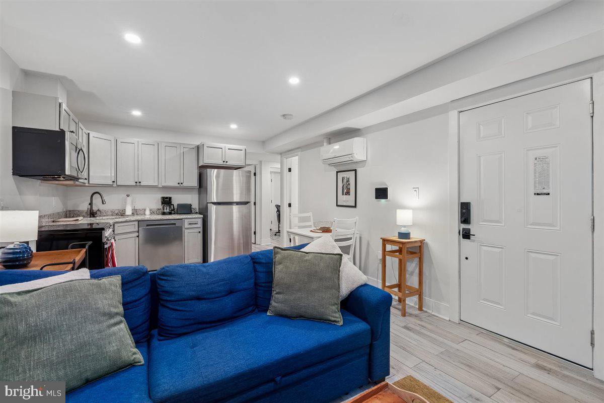 130 Adams Street Northwest Washington, DC 20001 - Photo 23 of 28