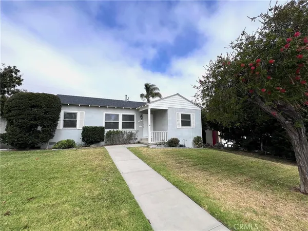 $4,750 | 701 Center Street, El Segundo, CA 90245