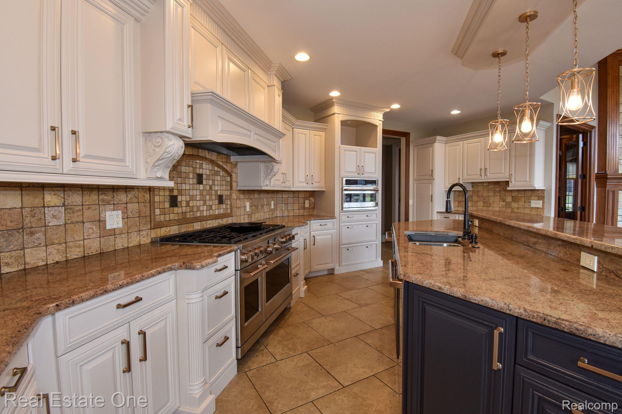 54153 Deer Ridge Court Rochester, MI 48307 - Photo 12 of 30 54153 Deer Ridge Ct