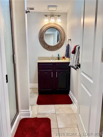 $1,400,000 | 1073 Country Club Drive, Lake Ozark, MO 65049