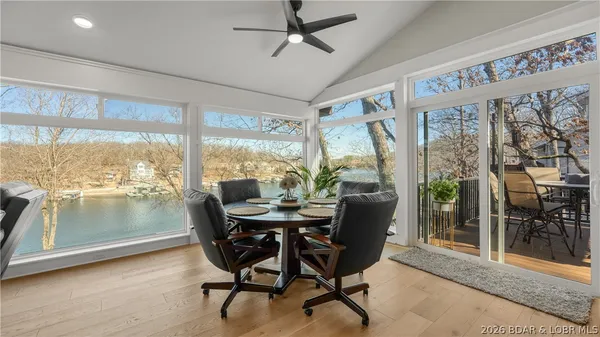 $1,400,000 | 1073 Country Club Drive, Lake Ozark, MO 65049