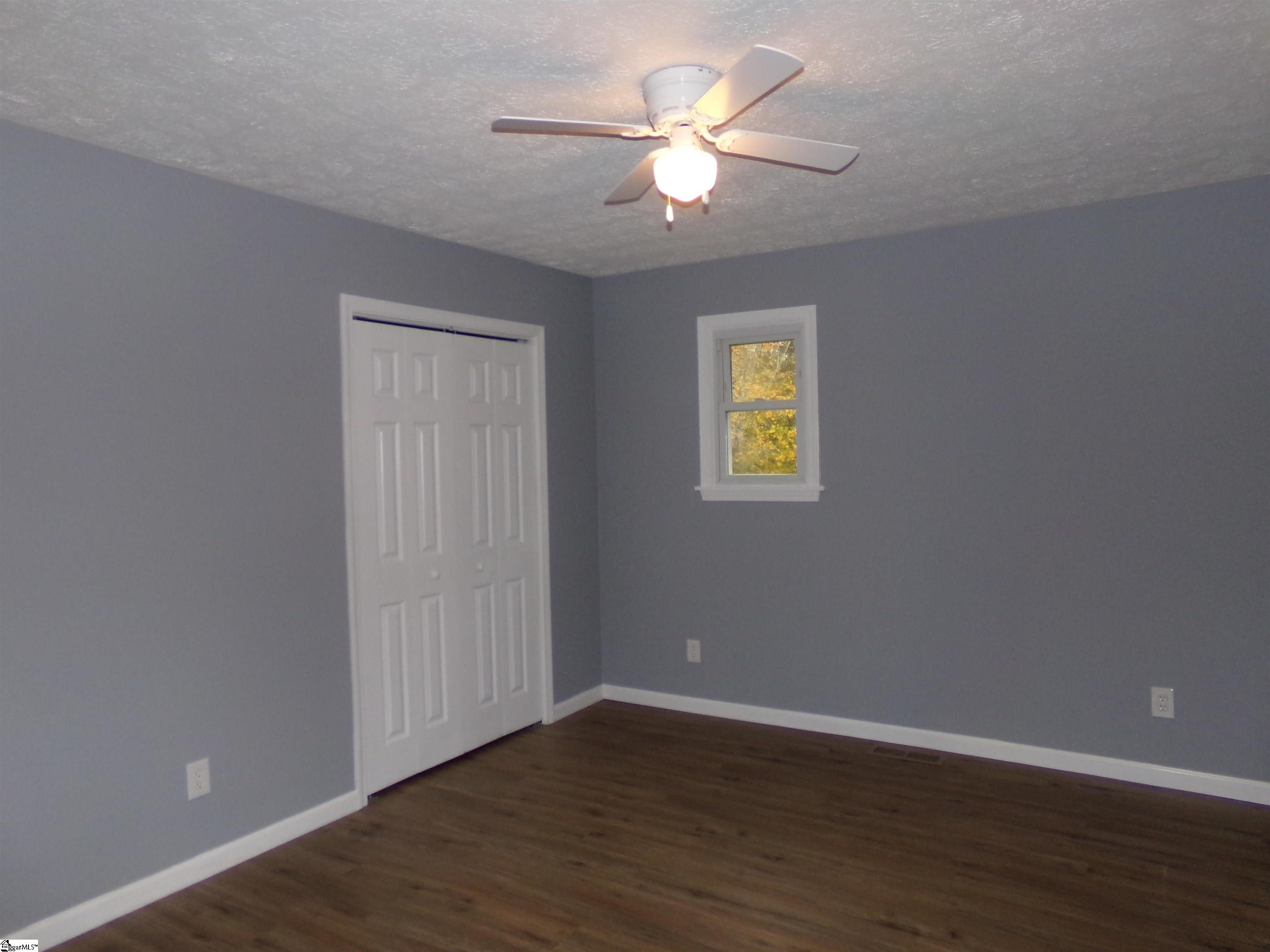 611 Bridwell Road Travelers Rest, SC 29690 - Photo 5 of 19