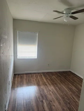 $1,750 | Brownsville, Miami, FL 33142