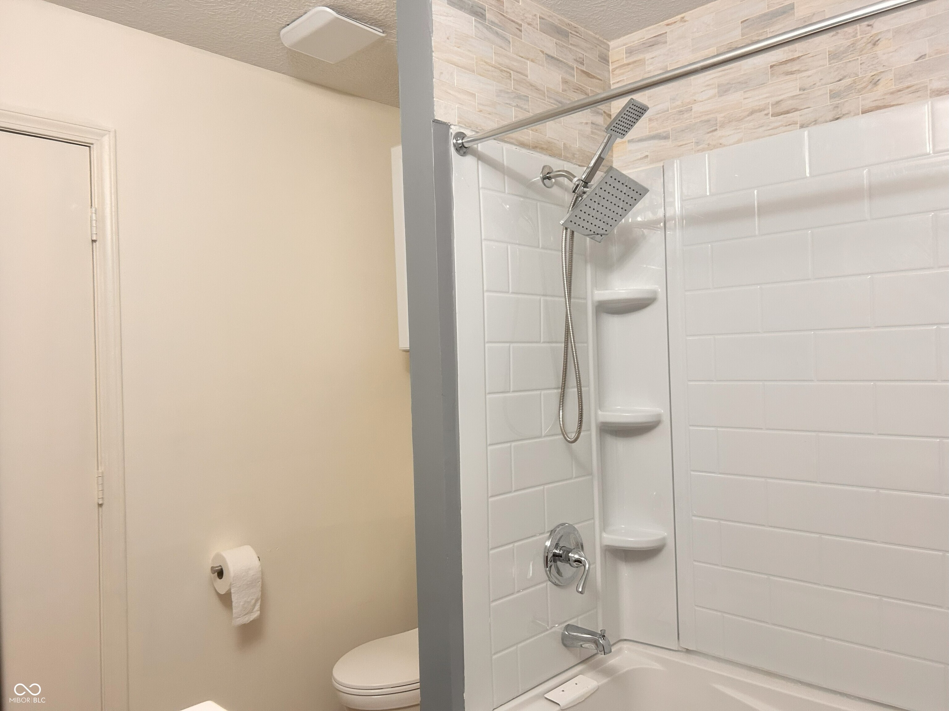 908 North Meadows Lane Greenfield, IN 46140 - Photo 32 of 53