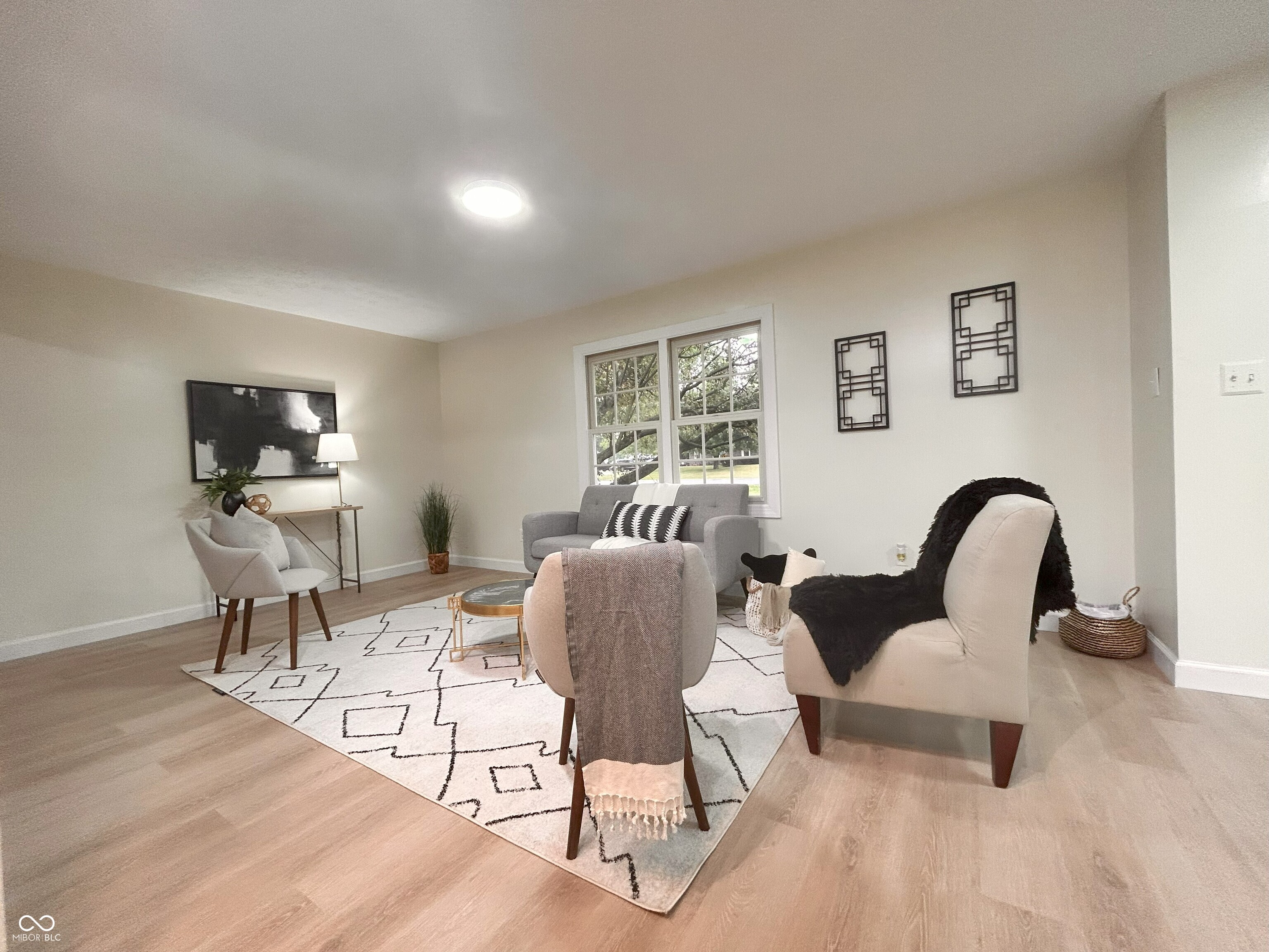 908 North Meadows Lane Greenfield, IN 46140 - Photo 6 of 53