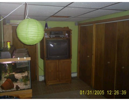 16 Sterling Road Agawam, MA 01001 - Photo 25 of 29 Gallery Image 25