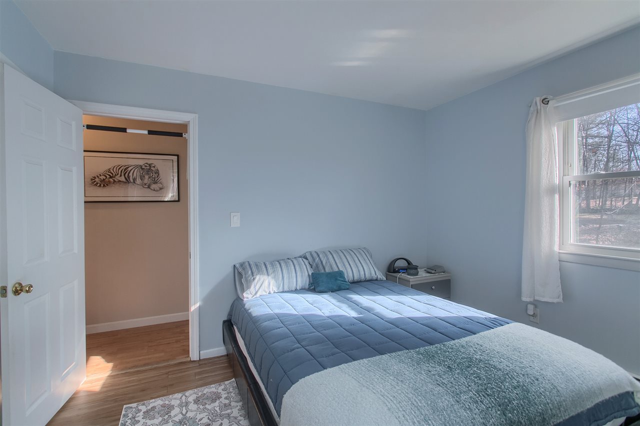 38 Greeley Road Pelham, NH 03076 - Photo 21 of 36