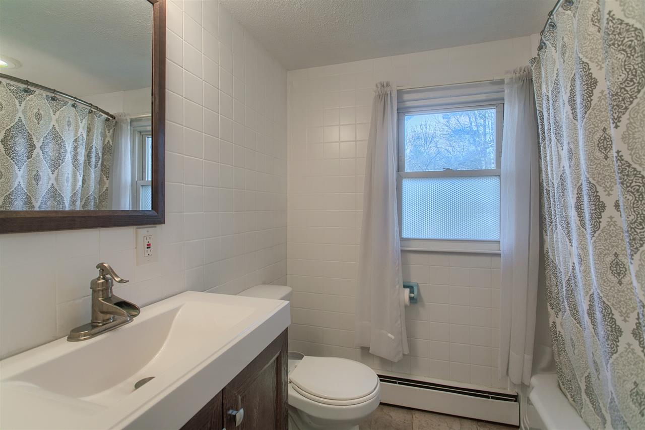 38 Greeley Road Pelham, NH 03076 - Photo 24 of 36