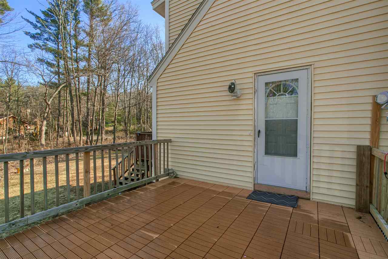 38 Greeley Road Pelham, NH 03076 - Photo 4 of 36