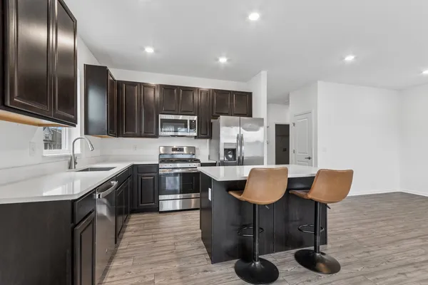 $400,000 | 307 Andrew Drive, Yorkville, IL 60560